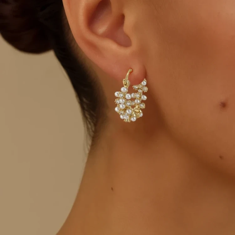 kolczyki-pearls-glow-ze-stali-chirurgicznej-subtelna-elegancja.jpg